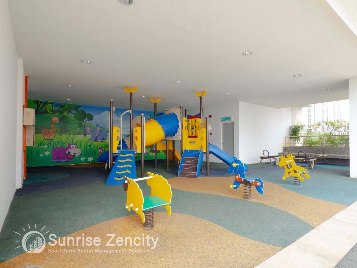 Seaview Condo Near Rf Mall, Food Court & Free Netflix Johor Bahru Buitenkant foto
