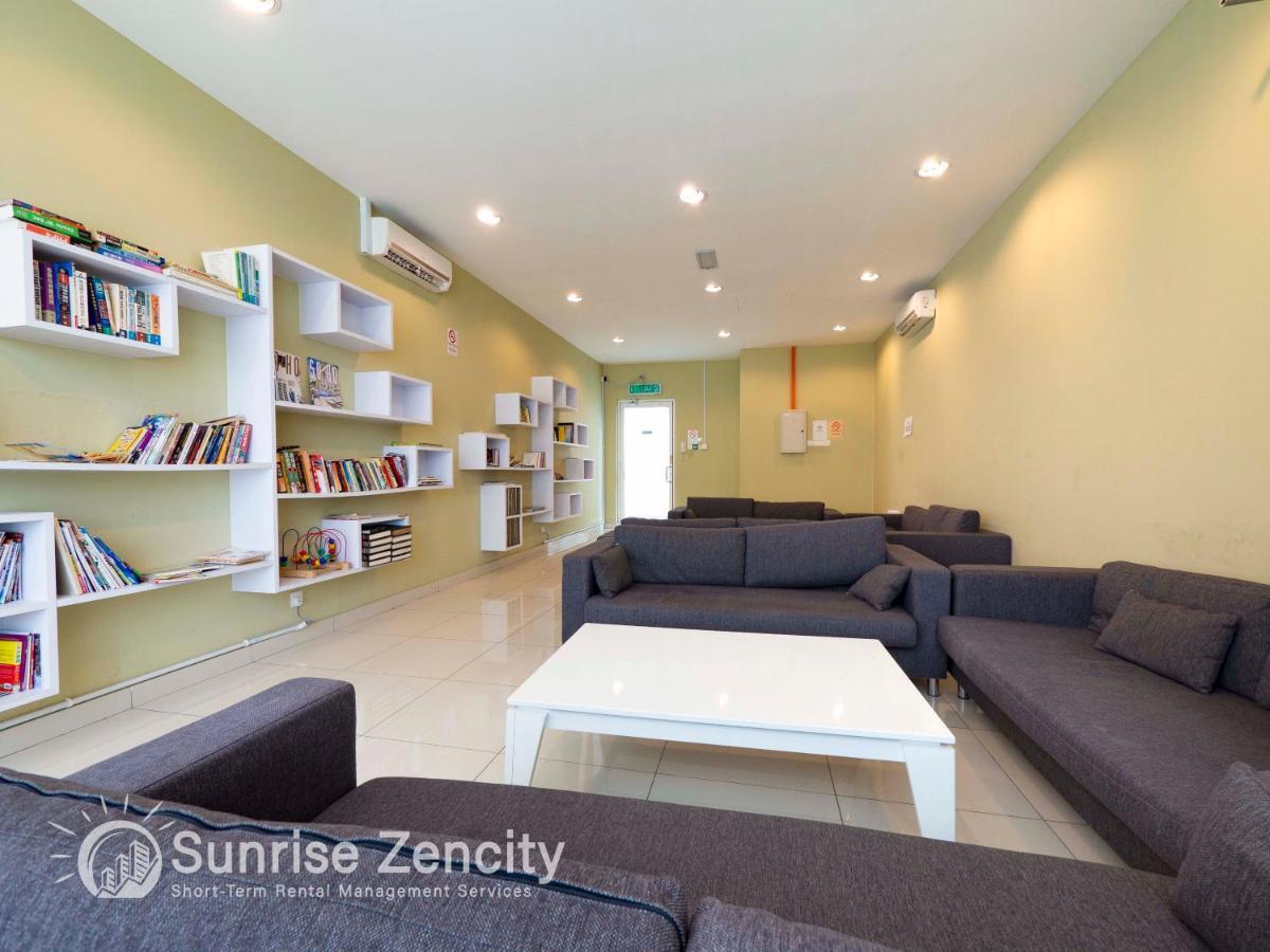 Seaview Condo Near Rf Mall, Food Court & Free Netflix Johor Bahru Buitenkant foto